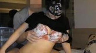 FC2-PPV-1417107 【个人拍摄】被强行带进来的30岁巨乳老婆 毕竟老公唯一的财产就是老婆的身体